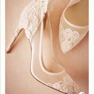 Vince Camuto White Lace Heels